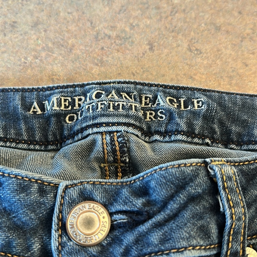 American Eagle skinny super stretch jeans size 12. - Picture 7 of 9